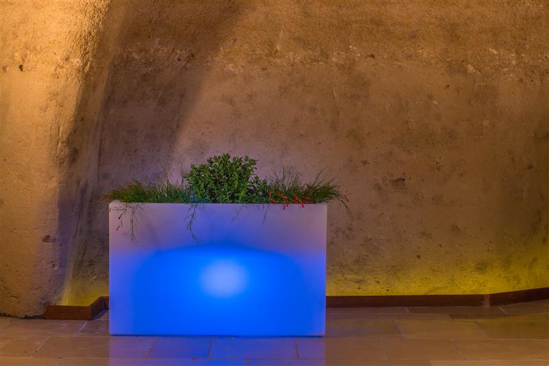 Leuchtvase FLOWERPOT Viereckig cm.80x35 H 50 Licht blau